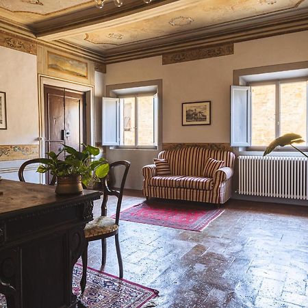 Bed and Breakfast Residenza D'Epoca Il Grifoncello Montepulciano Stazione Exterior foto
